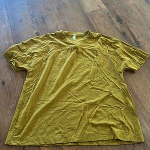 Lululemon gold top size 4